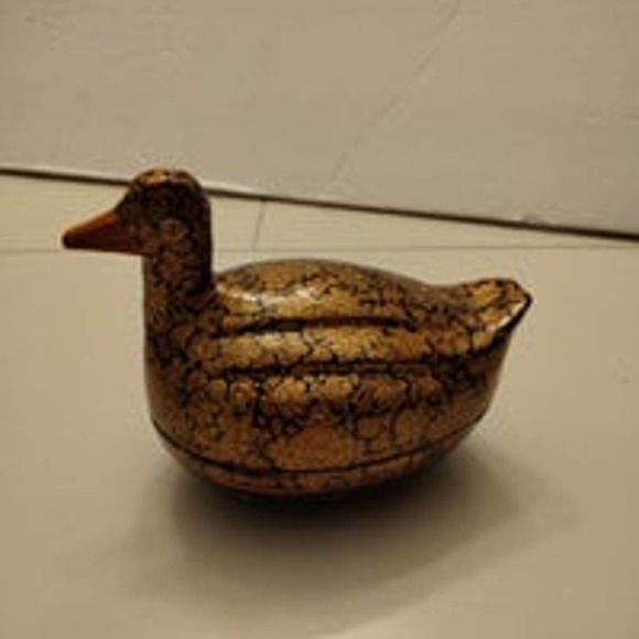 Vintage wood gold black painted duck trinket box 5" x 4" - Picture 1 of 6